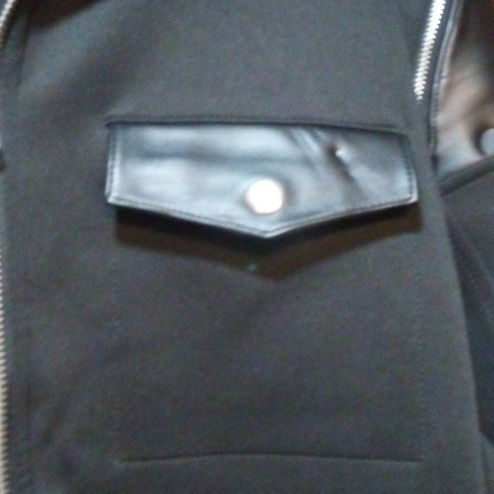 Women's Jacket - Picture 10 of 16